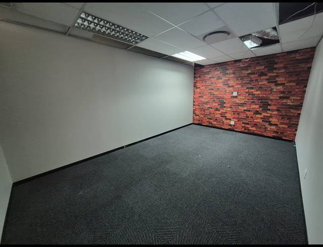 154M² OFFICE TO LET IN RIVONIA